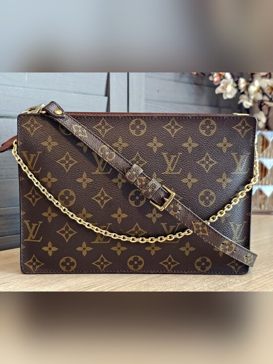Louis Vuitton Handbags - Authentic LOUIS VUITTON Monogram Enghien Crossbody Bag